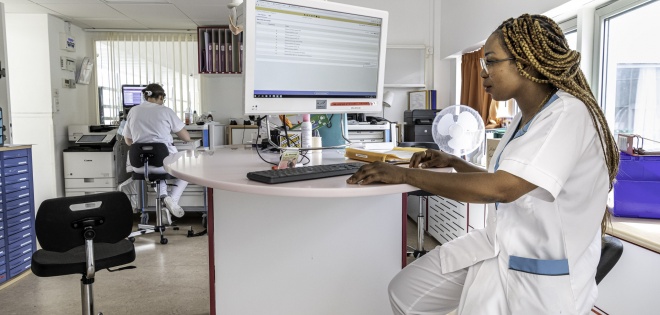 Poste de soin - service d'oncologie